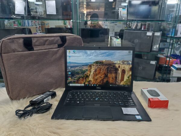 laptop DELL latitude 7490