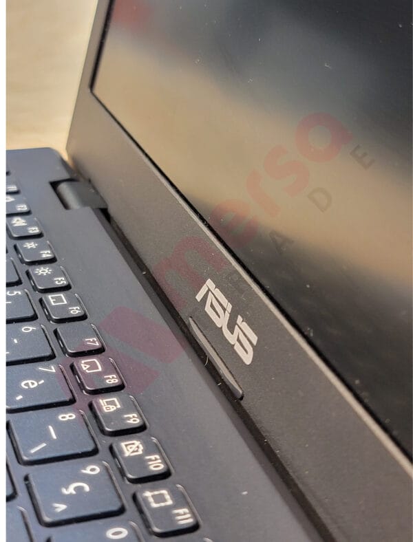 ASUS E210M Celeron 11.6'