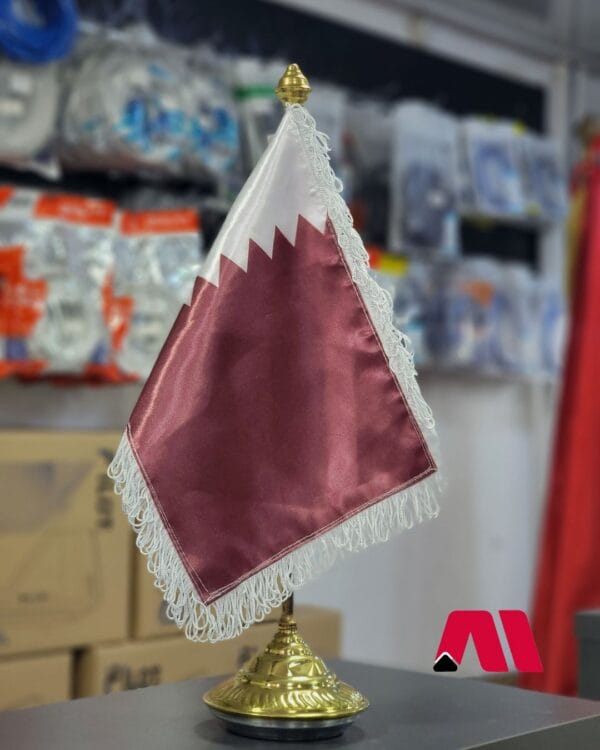 Drapeau de Bureau Qatar 🇶🇦 + Socle